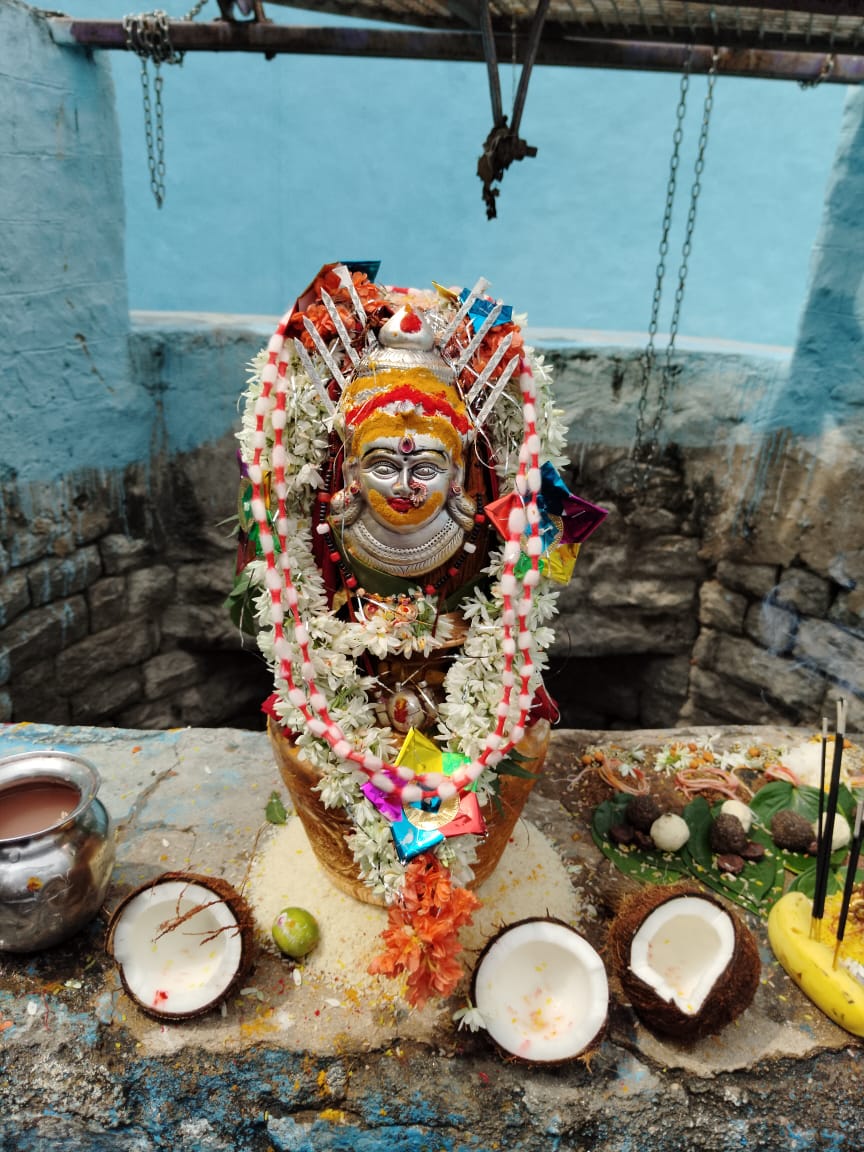 వైభవంగా సవదత్తి యల్లమ్మ దేవి కుంభోత్సవం వైభవంగా సవదత్తి యల్లమ్మ దేవి కుంభోత్సవం