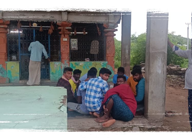 అశాంఘిక శక్తులకు అడ్డాగా దేవాలయం…? అశాంఘిక శక్తులకు అడ్డాగా దేవాలయం…?