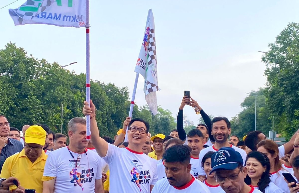 మారథాన్‌ కార్యక్రమంలో పాల్గొన్న కేంద్ర మంత్రి రిజిజు