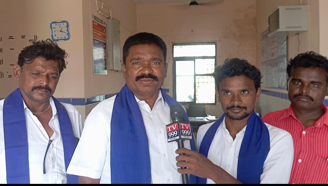 నిర్లక్ష్యం వహించిన డాక్టర్ పై చర్యలు తీసుకోవాలి నిర్లక్ష్యం వహించిన డాక్టర్ పై చర్యలు తీసుకోవాలి
