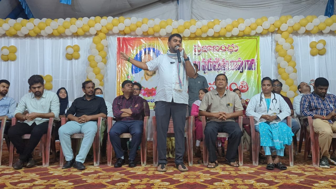 ఘనంగా మాజీ ఎమ్మెల్యే పాల్వాయి పురుషోత్తం రావు వర్ధంతి ఘనంగా మాజీ ఎమ్మెల్యే పాల్వాయి పురుషోత్తం రావు వర్ధంతి