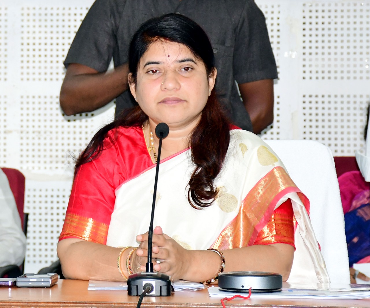 విజయానికి ప్రతీకగా జరుపుకునే విజయదశమి పండుగ విజయానికి ప్రతీకగా జరుపుకునే విజయదశమి పండుగ