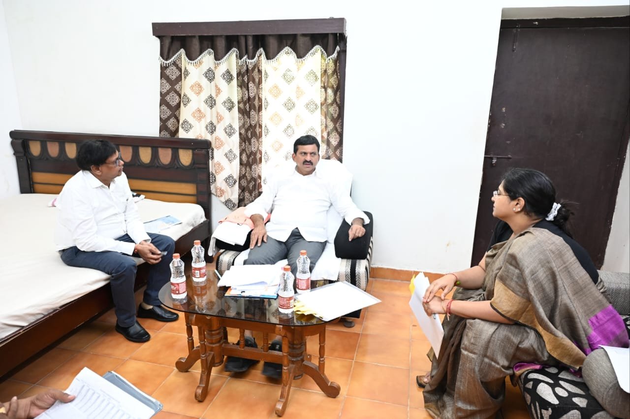 అందరికి సంక్షేమ పథకాలు అందాలి : మంత్రి పొంగులేటి