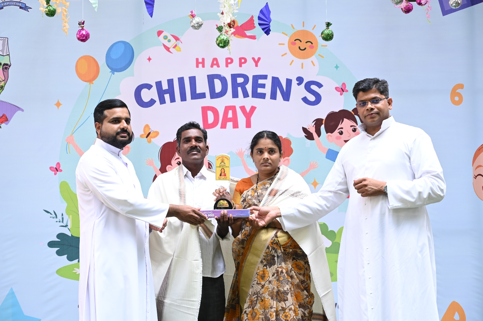 ఘనంగా బాలల దినోత్సవ వేడుకలు ఘనంగా బాలల దినోత్సవ వేడుకలు
