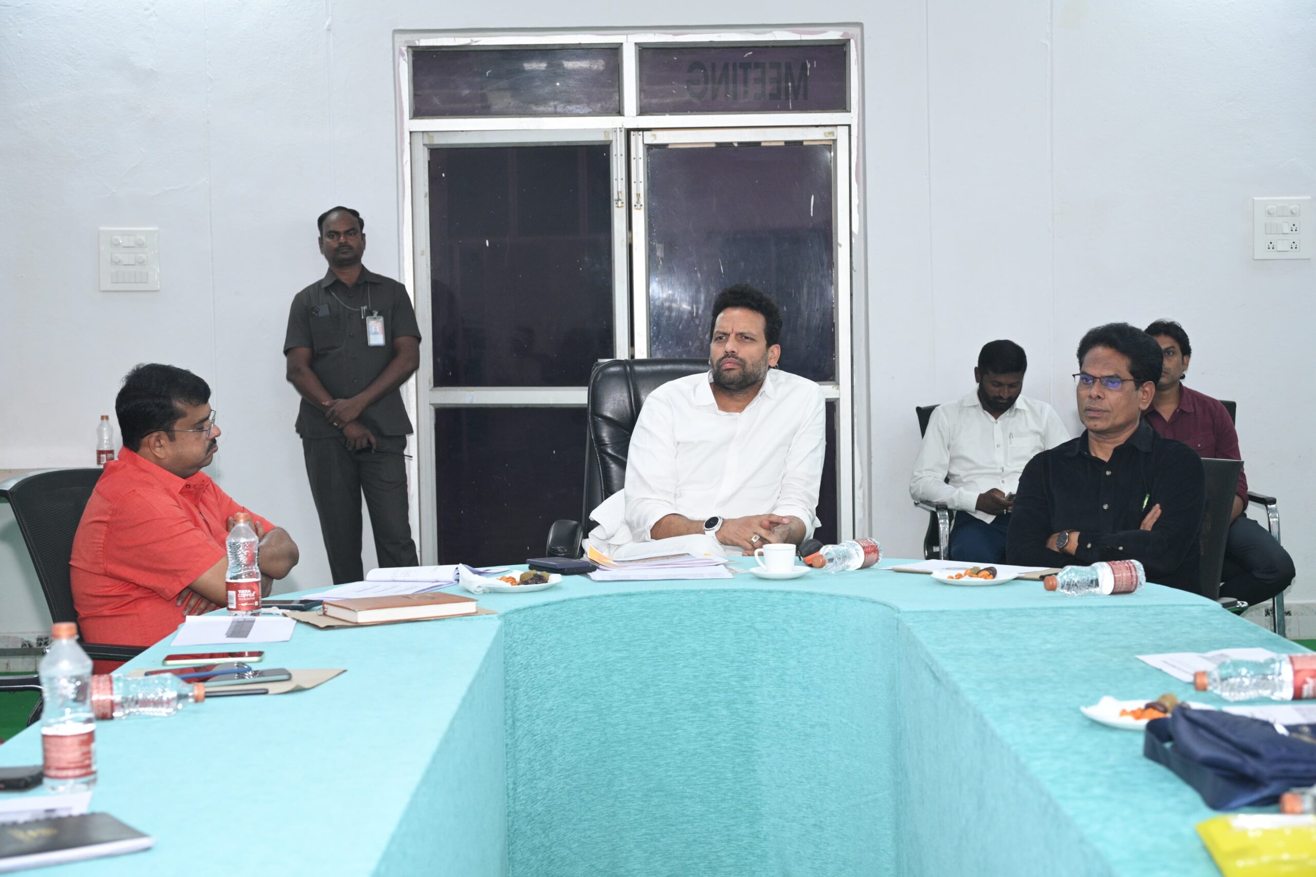 రోగాలు ప్రబలకుండా ఎప్పటికప్పుడు చర్యలు తీసుకోవాలి ; మంత్రి టి.జి. భరత్ రోగాలు ప్రబలకుండా ఎప్పటికప్పుడు చర్యలు తీసుకోవాలి ; మంత్రి టి.జి. భరత్