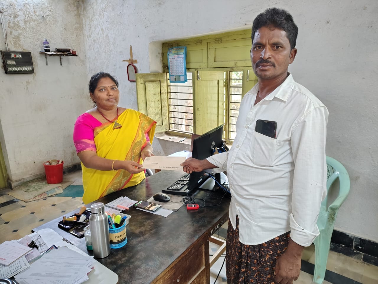తక్కువ ప్రీమియంతో ఎక్కువ వ్యక్తిగత భరోసా; ఏపీజీబీ మేనేజర్ శ్రీలత తక్కువ ప్రీమియంతో ఎక్కువ వ్యక్తిగత భరోసా; ఏపీజీబీ మేనేజర్ శ్రీలత