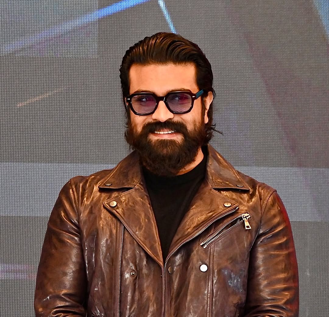 సినిమా లుక్