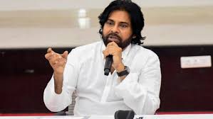 తెలంగాణ సినీ పరిశ్రమపై రేవంత్‌ మండిపాటు .. షూటింగ్‌లకు ఏపీకి రమ్మని పవన్‌ కల్యాణ్‌ రిక్వెస్ట్