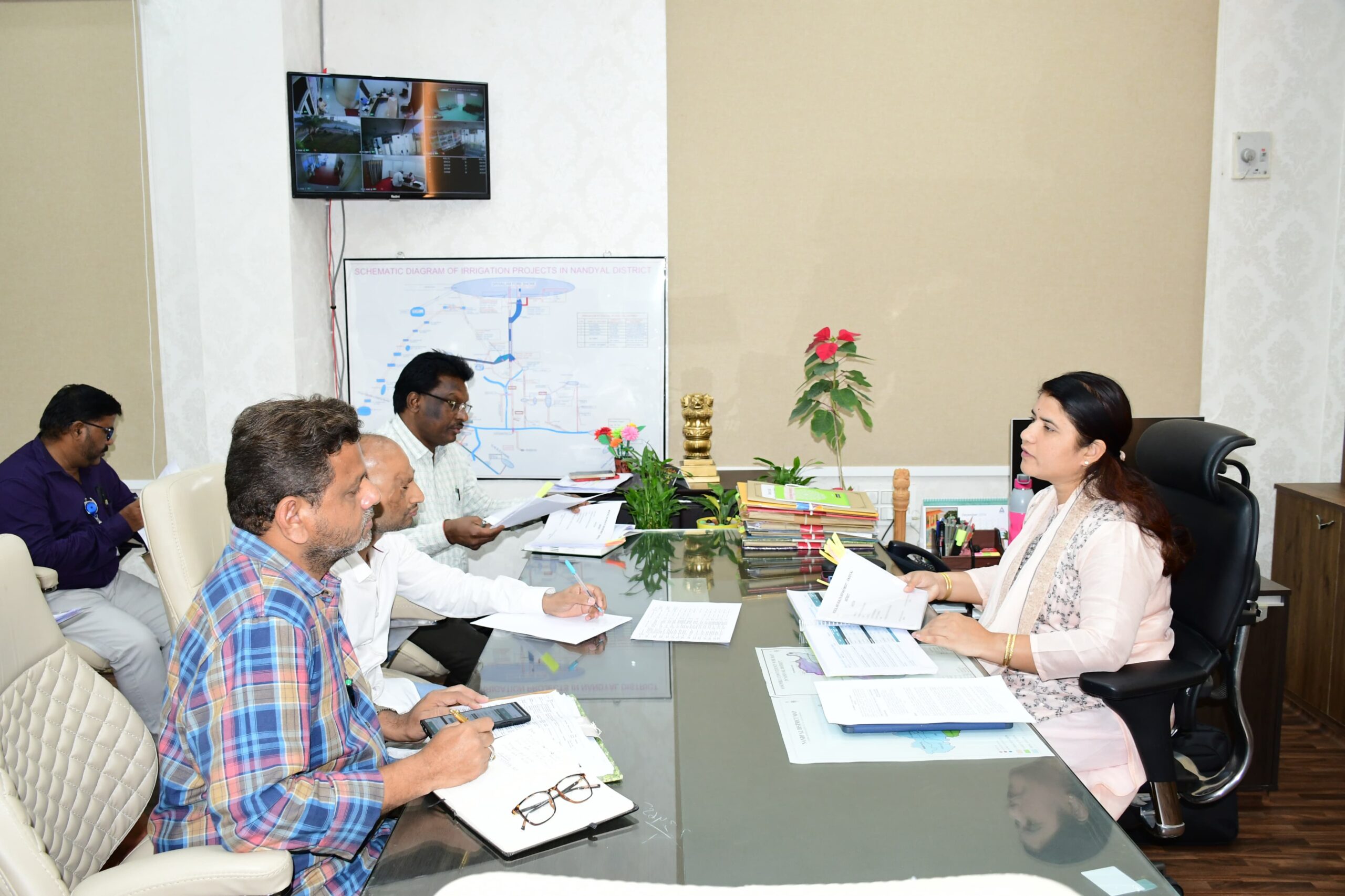 ప్రభుత్వ ఆసుపత్రిలో మెరుగైన వైద్య సేవలు అందించాలి ప్రభుత్వ ఆసుపత్రిలో మెరుగైన వైద్య సేవలు అందించాలి