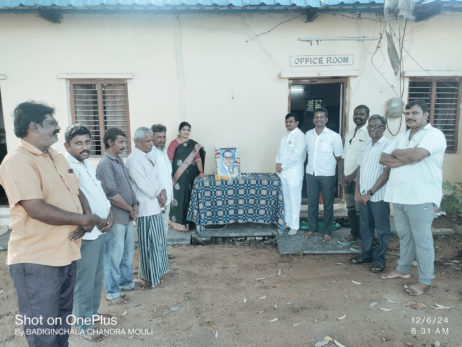 బడుగు బలహీనవర్గాల ఆశాజ్యోతి, డాక్టర్ బి.ఆర్.అంబేద్కర్