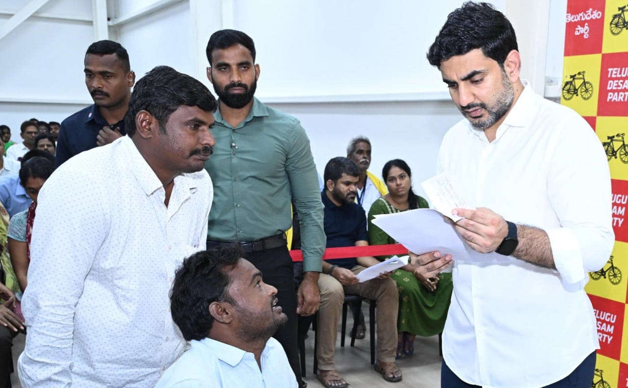 ప్రజల సమస్యలు పరిష్కరించడం ఒక బాధ్యతగా పరిష్కరిస్తాను