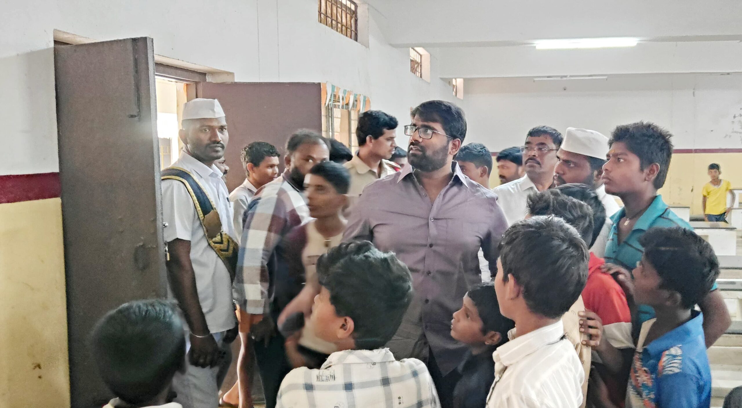 వసతి గృహాల్లో పరిశుభ్రత తప్పక పాటించాలి వసతి గృహాల్లో పరిశుభ్రత తప్పక పాటించాలి
