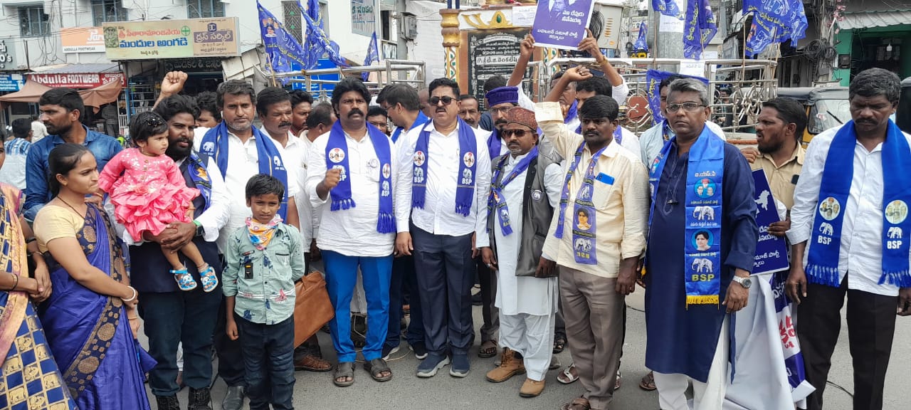 అమిత్ షా రాజీనామా చేయాలి అమిత్ షా రాజీనామా చేయాలి
