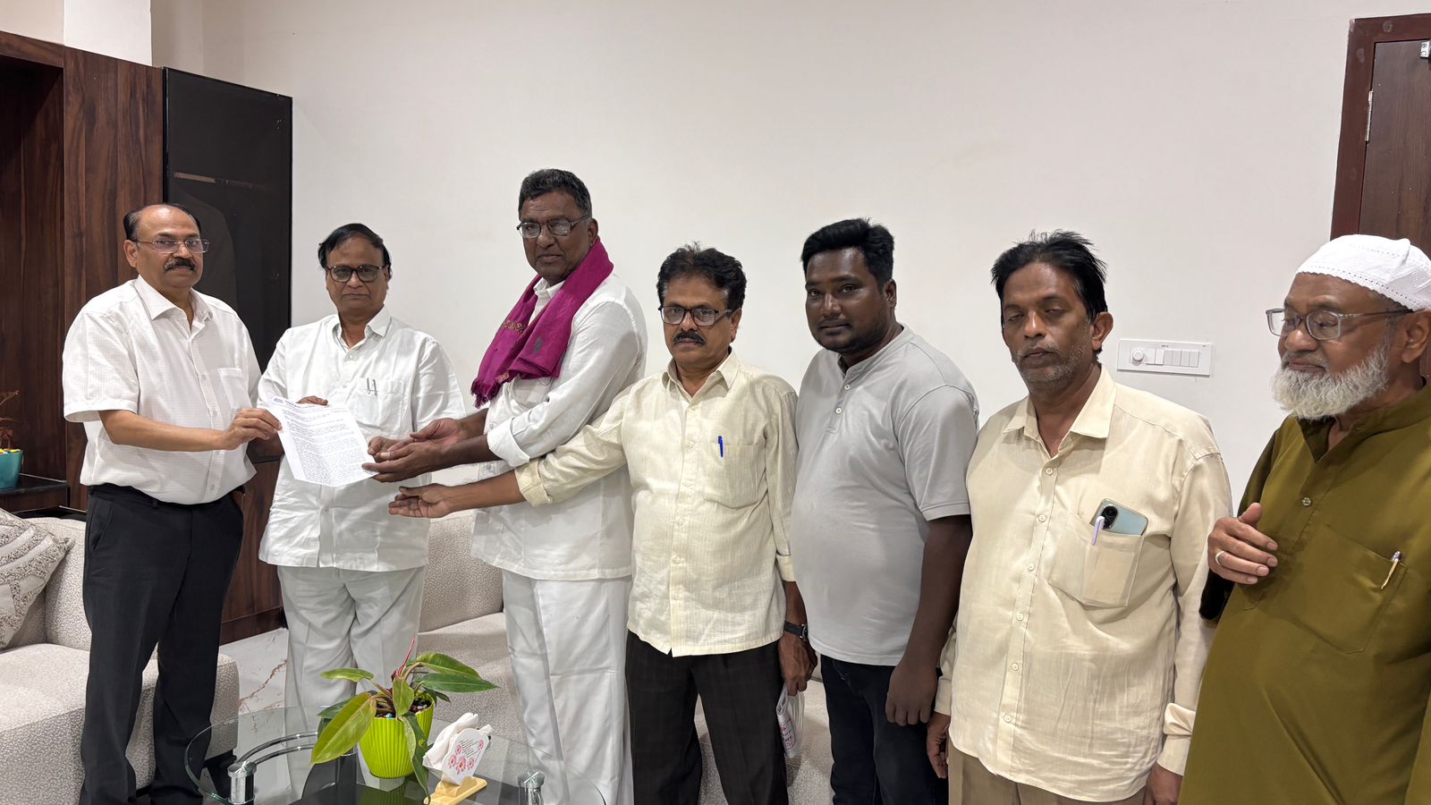 విద్యుత్ స్మార్ట్ మీటర్లు,వాటి ద్వారా చెల్లింపులు,సెక్యూరిటీ డిపాజిట్లు,ప్రవేటీకరణ విధానం ఉపసంహరించుకోవాలి విద్యుత్ స్మార్ట్ మీటర్లు,వాటి ద్వారా చెల్లింపులు,సెక్యూరిటీ డిపాజిట్లు,ప్రవేటీకరణ విధానం ఉపసంహరించుకోవాలి