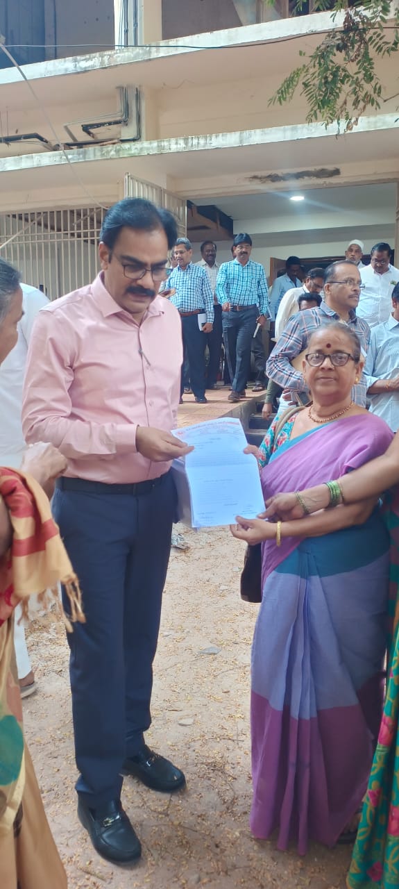 రాష్ట్రవ్యాప్తంగా అంగన్వాడీ కార్మికుల సమస్యలు తక్షణమే పరిష్కరించాలి రాష్ట్రవ్యాప్తంగా అంగన్వాడీ కార్మికుల సమస్యలు తక్షణమే పరిష్కరించాలి