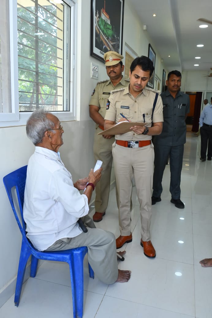 విచారణ జరిపి చట్టపరంగా న్యాయం చేస్తాం; ఎస్పీ విచారణ జరిపి చట్టపరంగా న్యాయం చేస్తాం; ఎస్పీ