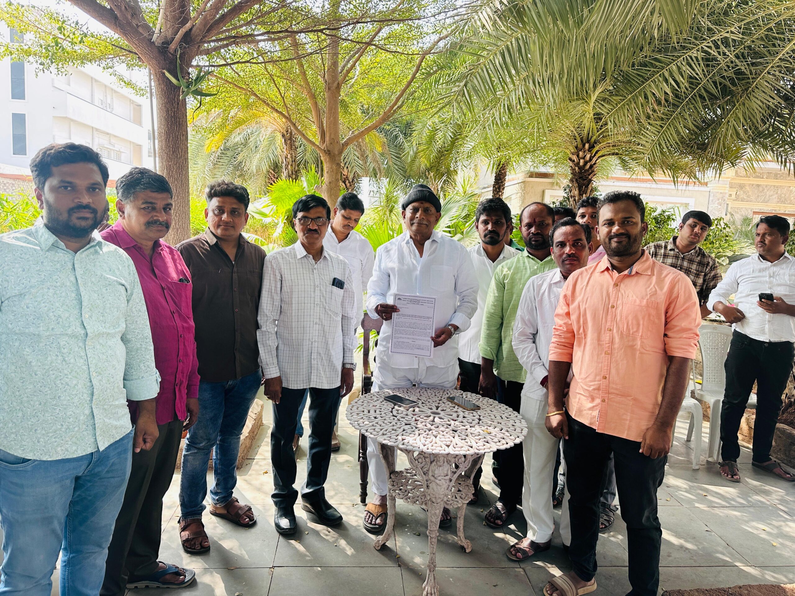 APGB ప్రధాన కార్యాలయం – కడప లొనే కొనసాగించాలి APGB ప్రధాన కార్యాలయం – కడప లొనే కొనసాగించాలి