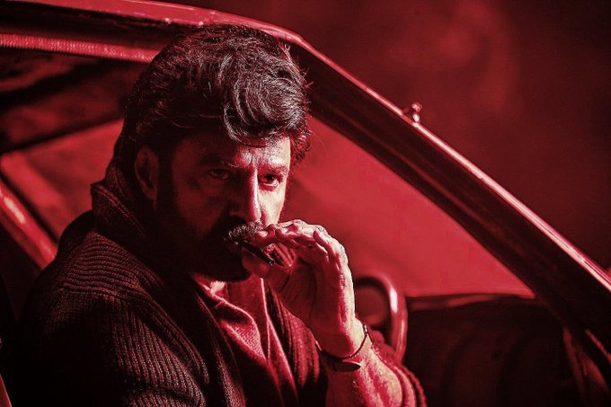 ట్రెండ్ సెట్టర్ గా బాలయ్య ట్రెండ్ సెట్టర్ గా బాలయ్య