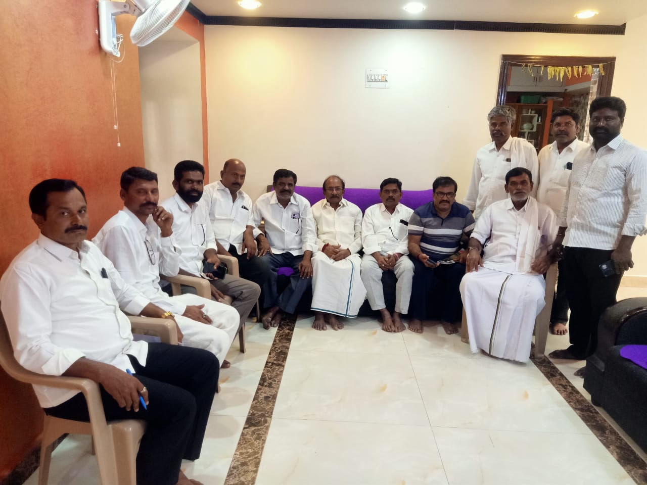 సూపర్ సిక్స్ హామీలను గాలికి వదిలేసిన టిడిపి ప్రభుత్వం సూపర్ సిక్స్ హామీలను గాలికి వదిలేసిన టిడిపి ప్రభుత్వం
