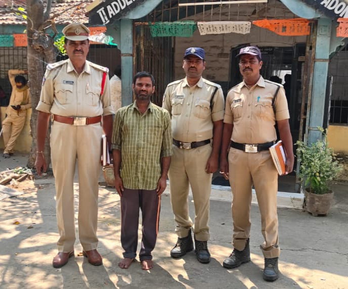 హత్య కేసులో ముద్దాయికి యావజ్జీవ కారాగార జైలు శిక్ష హత్య కేసులో ముద్దాయికి యావజ్జీవ కారాగార జైలు శిక్ష