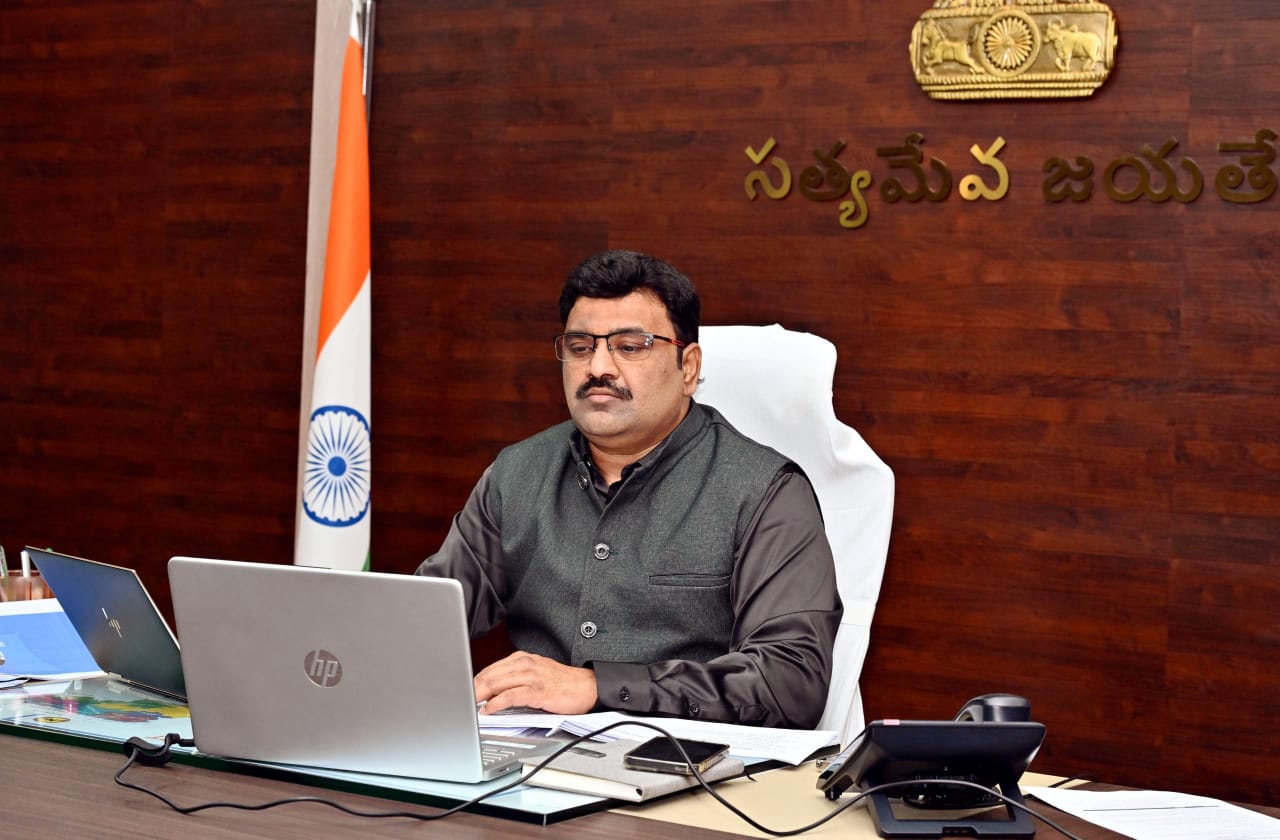 ప్రతి ఇంటా ప్రగతి లక్ష్యంగా జీరో పావర్టీ పి-4 పాలసీ అమలు ప్రతి ఇంటా ప్రగతి లక్ష్యంగా జీరో పావర్టీ పి-4 పాలసీ అమలు