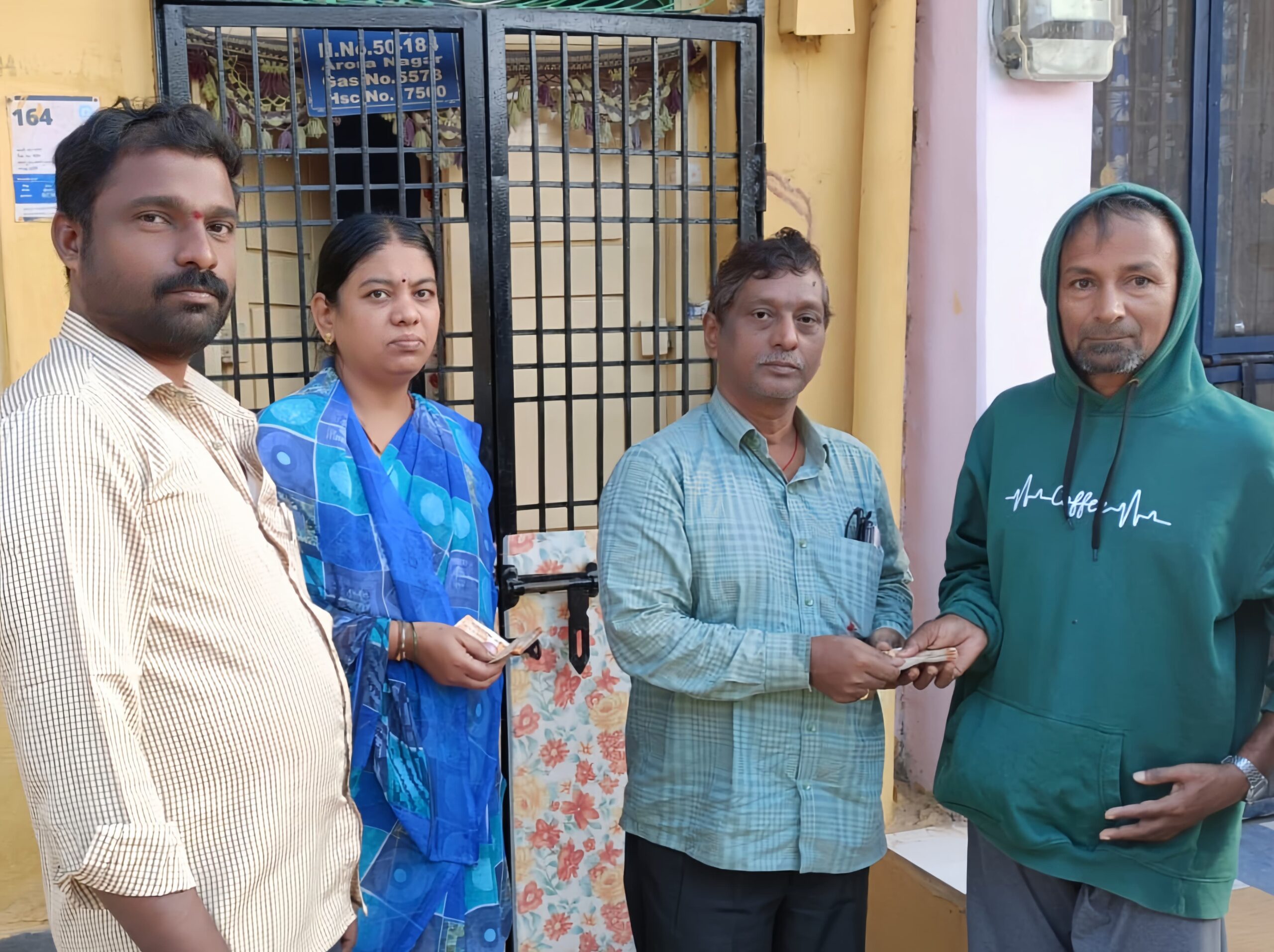 కర్నూలులో 97.19% శాతం పింఛన్ల పంపిణీ పూర్తి కర్నూలులో 97.19% శాతం పింఛన్ల పంపిణీ పూర్తి