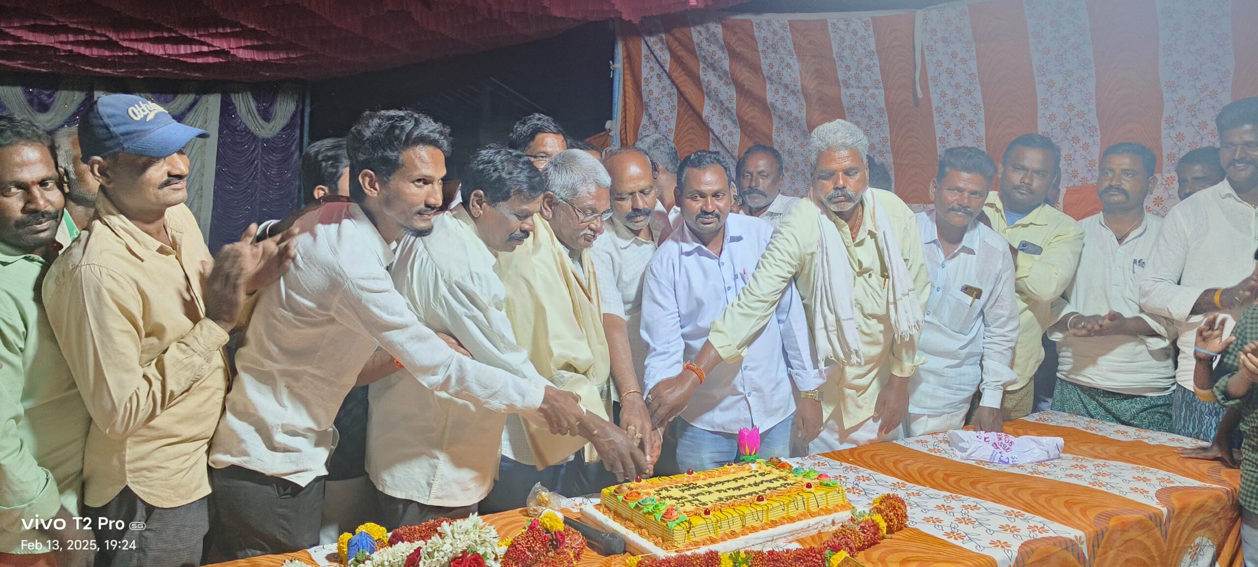ఘనంగా మిక్కిలినేని ప్రసాద్ జన్మదిన వేడుకలు ఘనంగా మిక్కిలినేని ప్రసాద్ జన్మదిన వేడుకలు