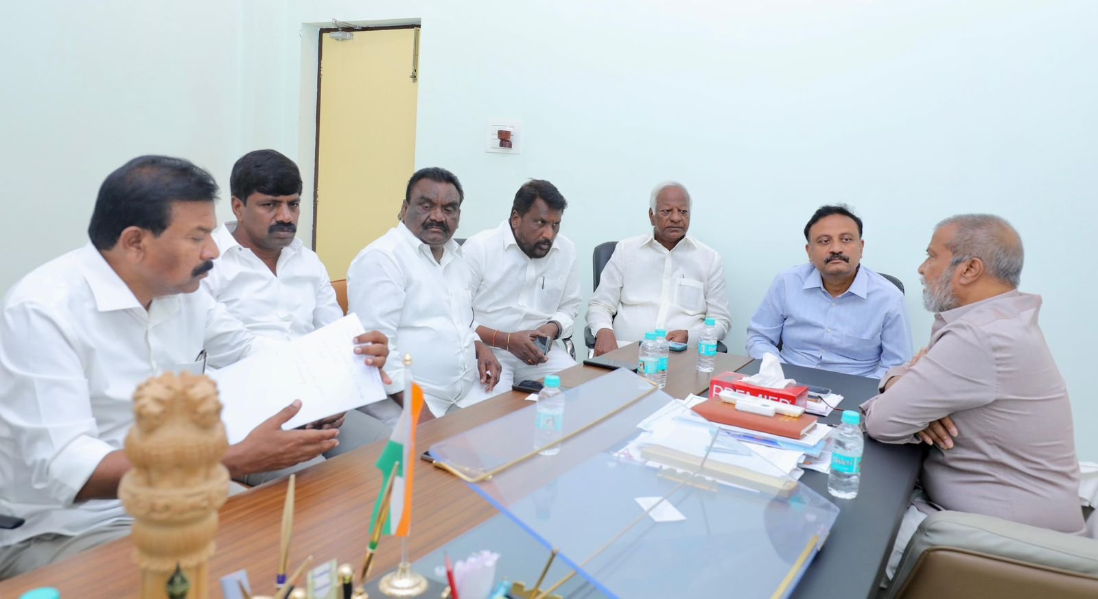 మాదిగ, మాదిగ ఉపకులాల నాయకులతో మంత్రి దామోదర్ భేటీ మాదిగ, మాదిగ ఉపకులాల నాయకులతో మంత్రి దామోదర్ భేటీ