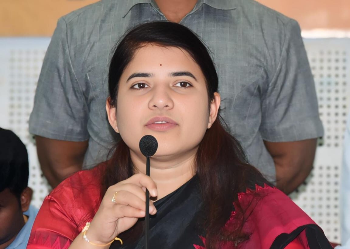 నేడు కలెక్టరేట్లో ప్రజా సమస్యల పరిష్కార వేదిక నేడు కలెక్టరేట్లో ప్రజా సమస్యల పరిష్కార వేదిక