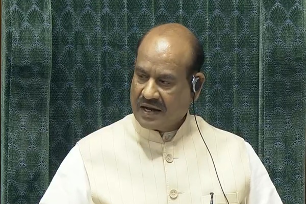 మంత్రిత్వ శాఖల గ్రాంట్ల డిమాండ్లనుఆమోదించిన లోక్ సభ