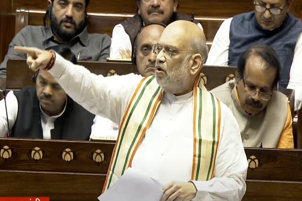భారత్  పాకిస్తాన్‌పై సర్జికల్ స్ట్రైక్స్ చేసింది : అమిత్ షా