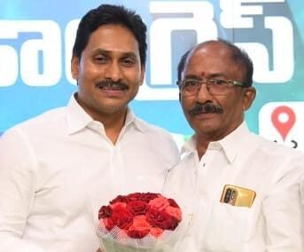 వైయస్సార్సీపి రైతు విభాగం రాష్ట్ర కార్యదర్శిగా తుగ్గలి మాదిరెడ్డి శ్రీనివాసరెడ్డి
