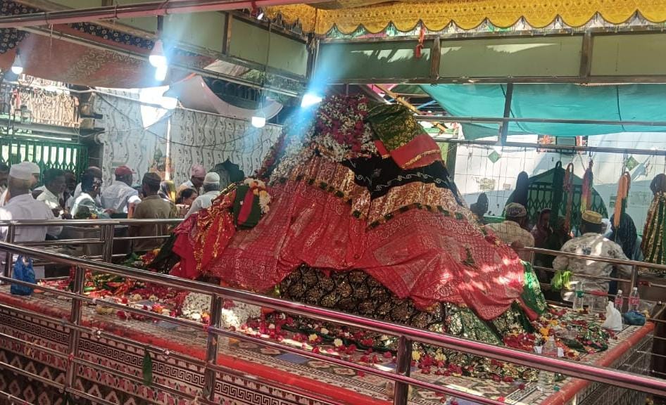 ఎల్లార్తి దర్గలో ప్రత్యేక ఫాతెహల్