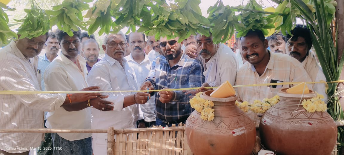 మిక్కిలినేని వెంకట శివ ప్రసాద్ సహకారంతో జడ్పీ పాఠశాల వద్ద చలివేంద్రం ప్రారంభం మిక్కిలినేని వెంకట శివ ప్రసాద్ సహకారంతో జడ్పీ పాఠశాల వద్ద చలివేంద్రం ప్రారంభం