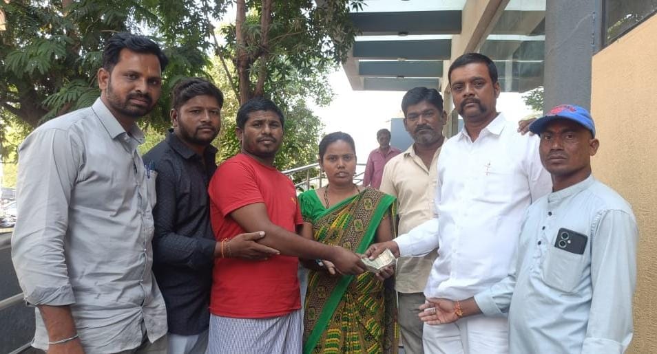 మిత్రుడికి అపన్న హస్తం….