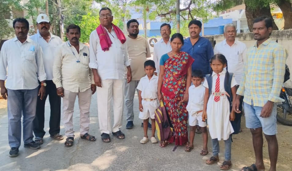 జిల్లా ప్రజల తలసరి ఆదాయం తక్కువగా ఉండడం బాధాకరం.. జిల్లా ప్రజల తలసరి ఆదాయం తక్కువగా ఉండడం బాధాకరం..
