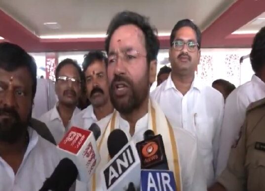 అంబేద్కర్ జయంతి వేడుకల్లో పాల్గొన్న కేంద్రమంత్రి అంబేద్కర్ జయంతి వేడుకల్లో పాల్గొన్న కేంద్రమంత్రి