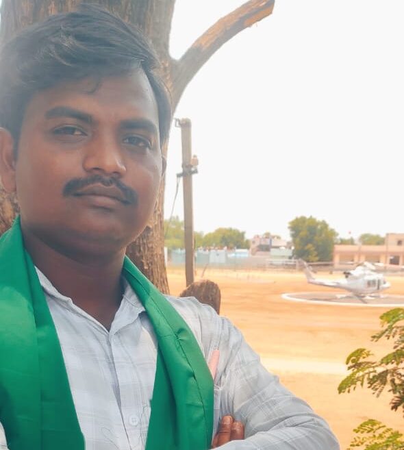 ఇచ్చింది గోరంత చెప్పేది కొండంత : వైసీపీ నేత అనిల్ ఇచ్చింది గోరంత చెప్పేది కొండంత : వైసీపీ నేత అనిల్