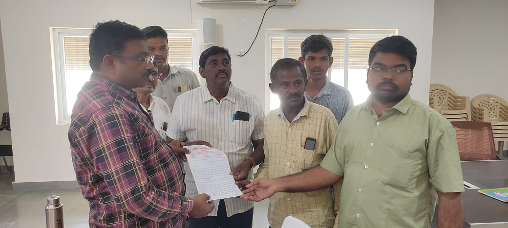 పట్టణ ప్రజల సమస్యలను పరిస్కరించండి : సిపిఐ పట్టణ ప్రజల సమస్యలను పరిస్కరించండి : సిపిఐ