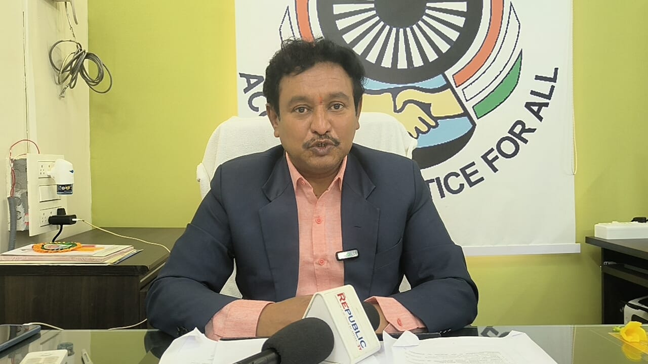 విద్యాహక్కు చట్టాన్ని అమలుచేయాలి విద్యాహక్కు చట్టాన్ని అమలుచేయాలి