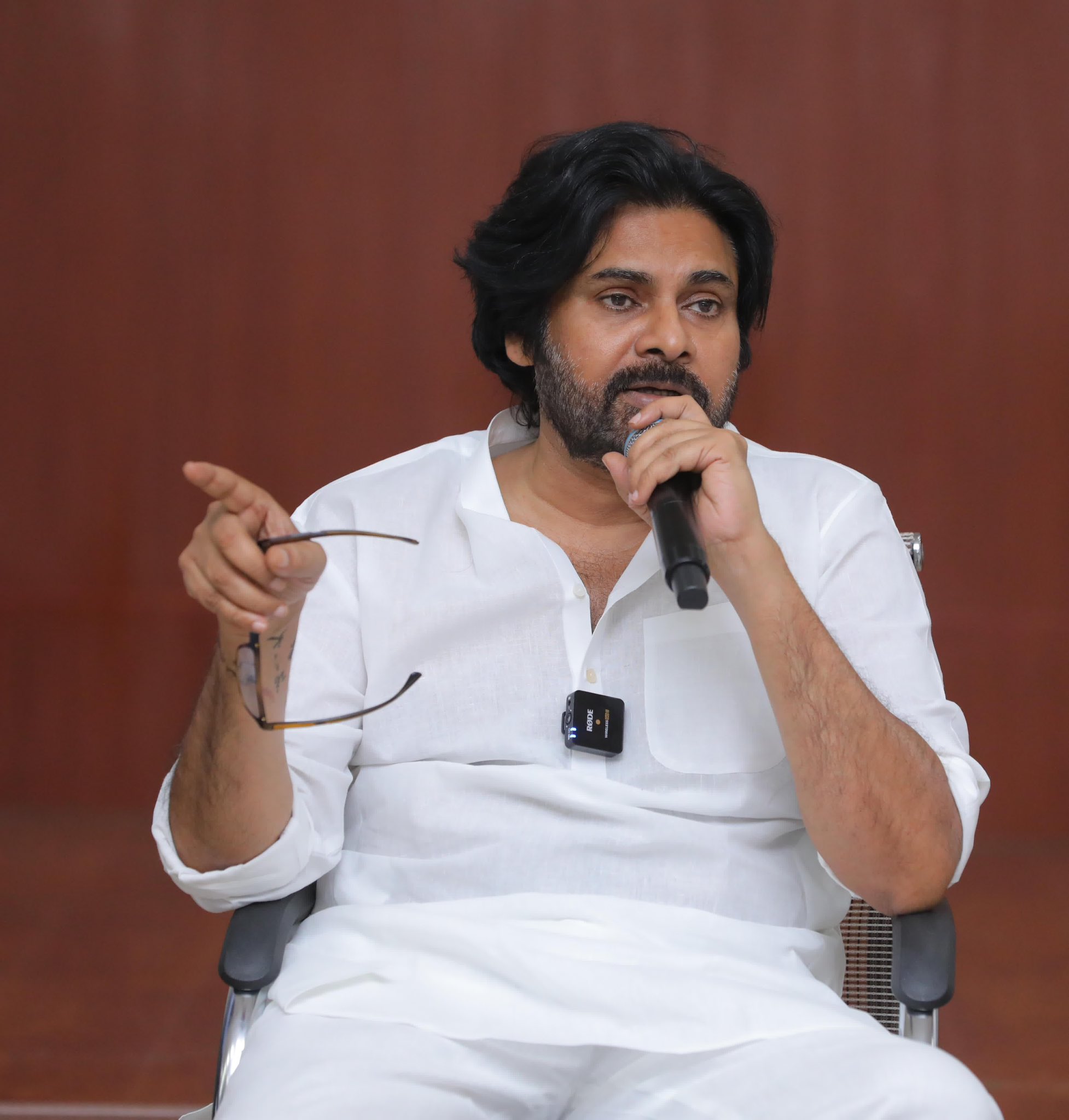 విచారం వ్యక్తం చేసిన ఉప ముఖ్యమంత్రి విచారం వ్యక్తం చేసిన ఉప ముఖ్యమంత్రి