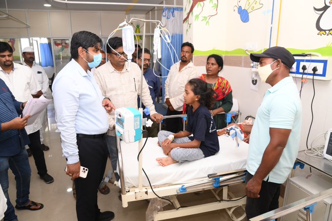మాత శిశు ఆసుపత్రిని సందర్శించిన కలెక్టర్ మాత శిశు ఆసుపత్రిని సందర్శించిన కలెక్టర్