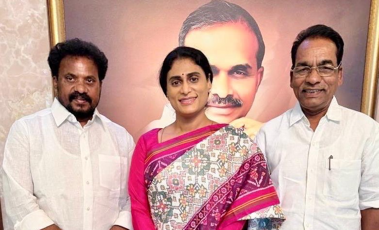 కీలక సమావేశం నిర్వహించిన వైయస్ షర్మిల కీలక సమావేశం నిర్వహించిన వైయస్ షర్మిల