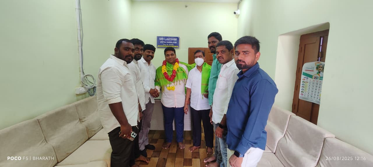 పీ. దీక్షిత్ .. ది ఇన్నోవేటర్ ఇన్ ఎడ్యుకేషన్ అవార్డు సాధించడం గర్వకారణం పీ. దీక్షిత్ .. ది ఇన్నోవేటర్ ఇన్ ఎడ్యుకేషన్ అవార్డు సాధించడం గర్వకారణం