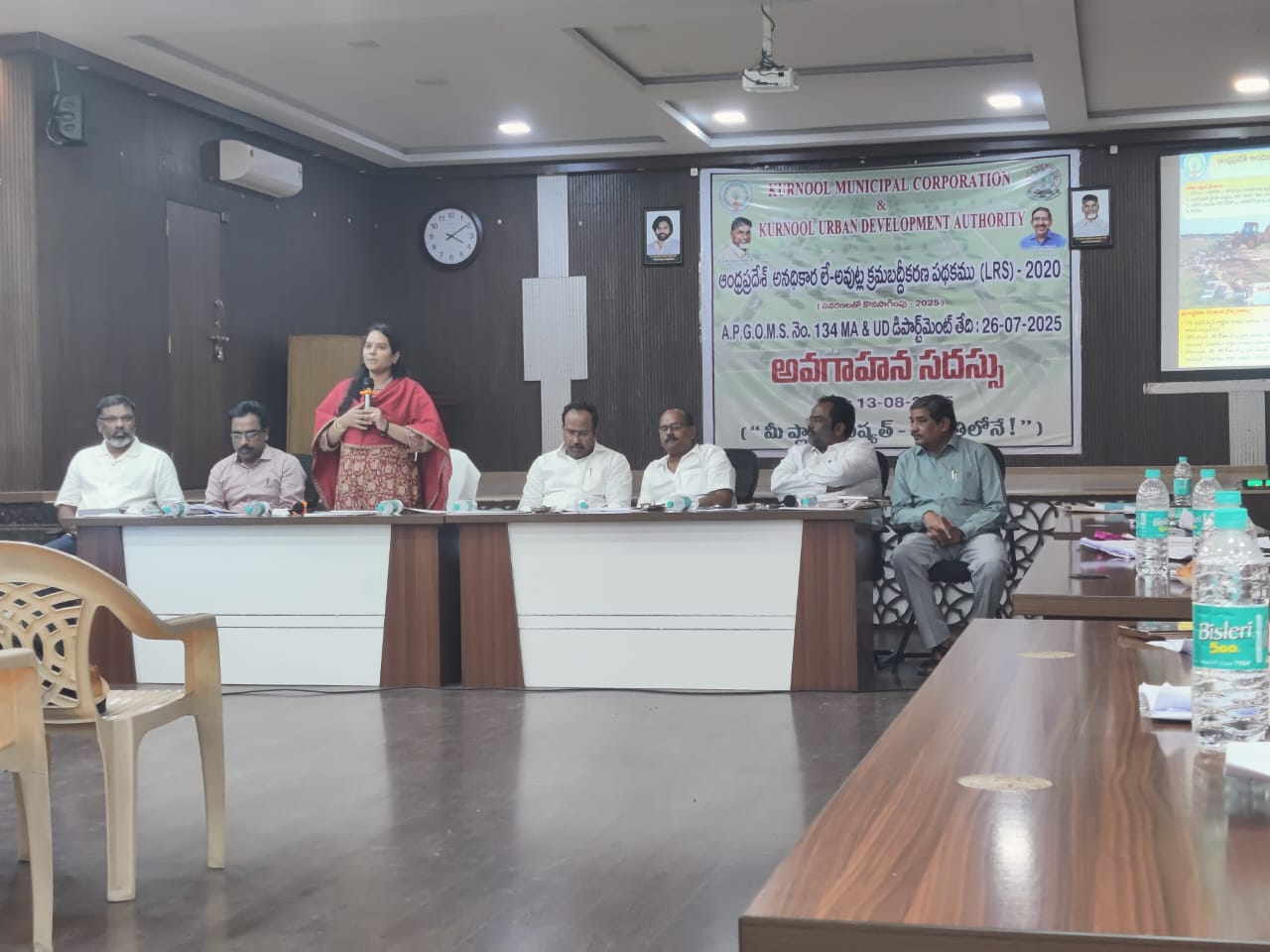అనధికార లేఅవుట్లను క్రమబద్ధీకరించండి:జేసి అనధికార లేఅవుట్లను క్రమబద్ధీకరించండి:జేసి