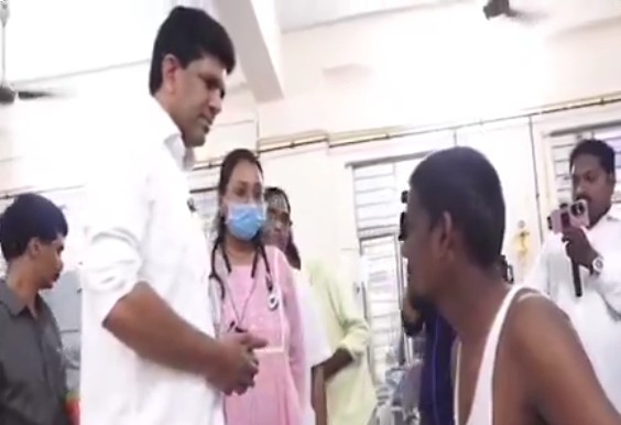 మెరుగైన వైద్య సేవలు అందించండి :కేంద్రమంత్రి