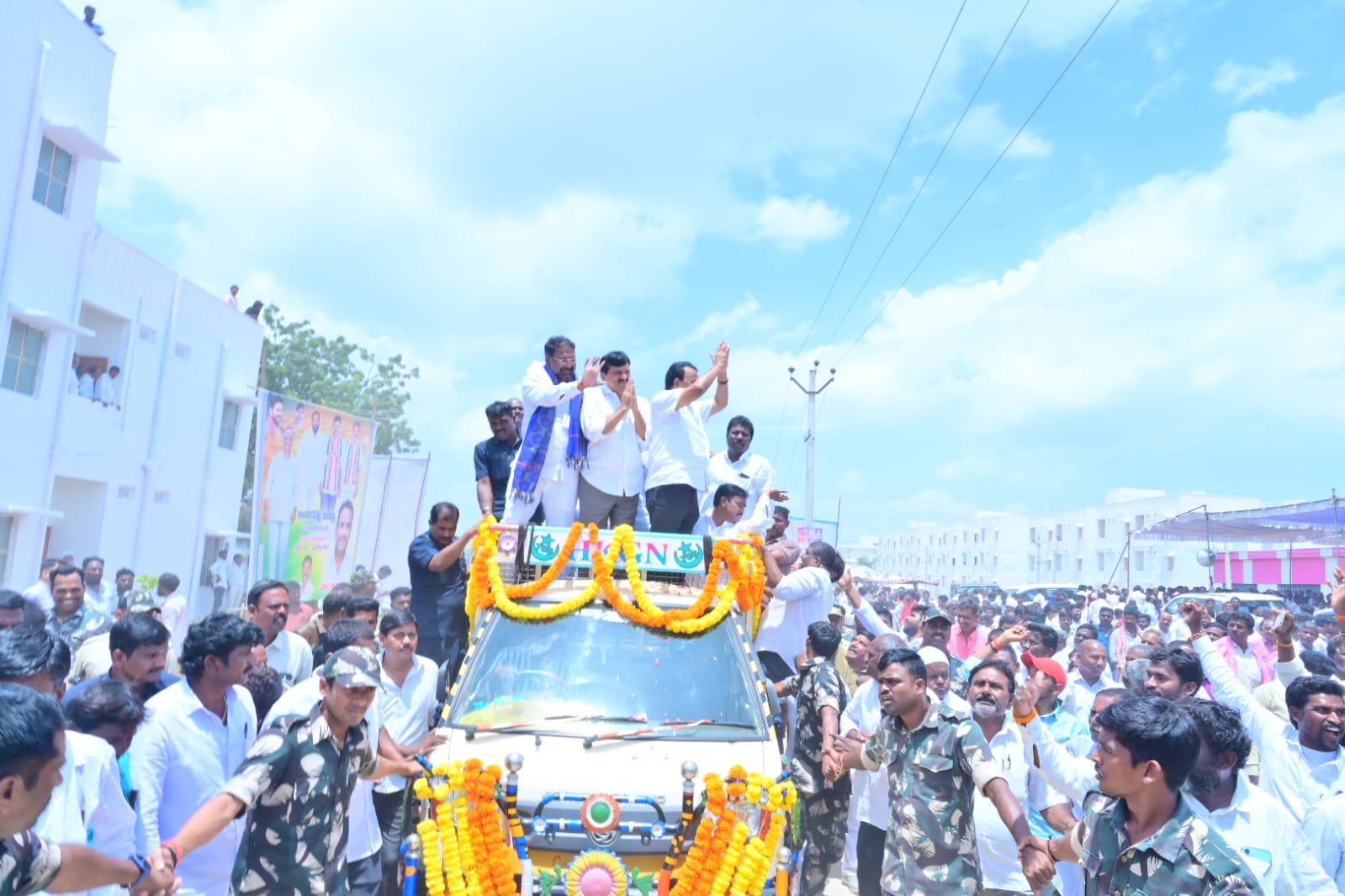 ఇందిరమ్మ ఇళ్ల ప్రారంభోత్సవ కార్యక్రమంలో రాష్ట్ర మంత్రులు ఇందిరమ్మ ఇళ్ల ప్రారంభోత్సవ కార్యక్రమంలో రాష్ట్ర మంత్రులు