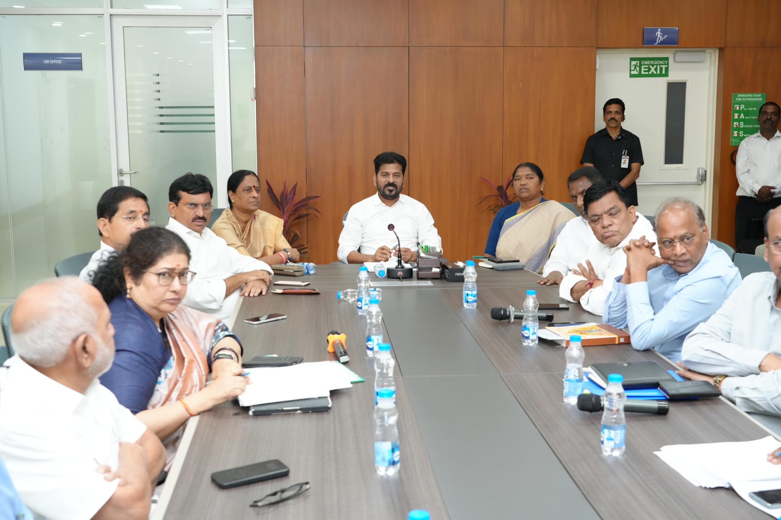 ఆసియాలో అతిపెద్ద పండుగ మేడారం జాతర: సీఎం ఆసియాలో అతిపెద్ద పండుగ మేడారం జాతర: సీఎం