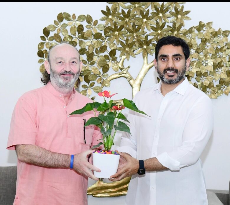 ఆర్డిటి సేవలకు ప్రభుత్వం అండగా ఉంది మంత్రి నారా లోకేష్ ఆర్డిటి సేవలకు ప్రభుత్వం అండగా ఉంది మంత్రి నారా లోకేష్