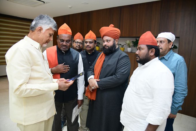 అమీన్ పీర్ దర్గా ఉర్సు మహోత్సవాలకు రండి : హజ్రత్ అమీన్ పీర్ దర్గా ఉర్సు మహోత్సవాలకు రండి : హజ్రత్